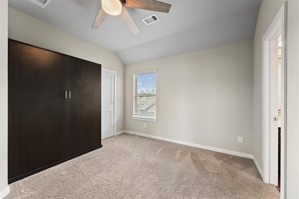 17040 Shy Leaf Court, Conroe, Texas image 19