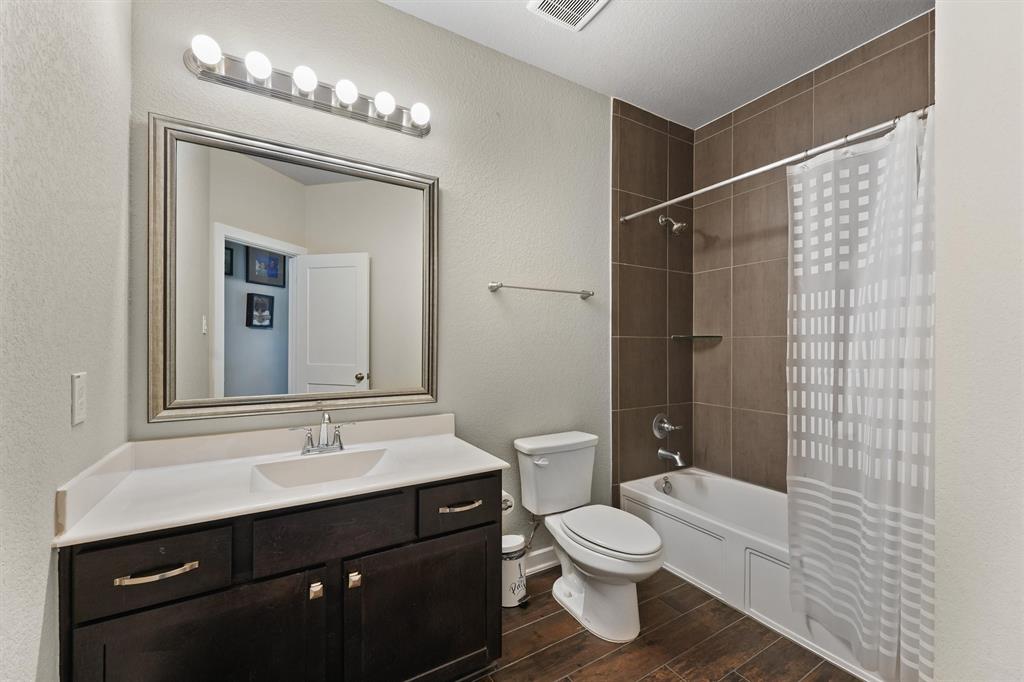 17040 Shy Leaf Court, Conroe, Texas image 22