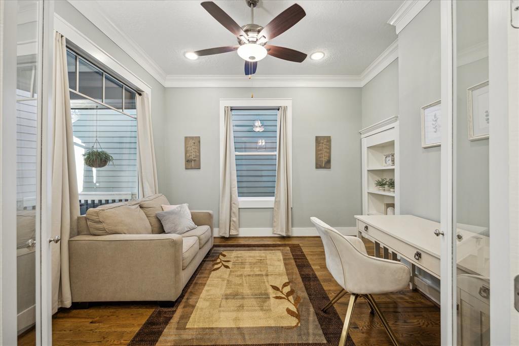 1014 Aurora Street, Houston, Texas image 10