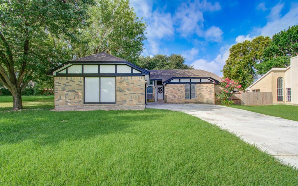 13215 Bunker Hill Drive
