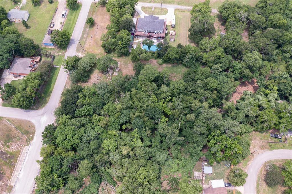 2211 Avenue B, Rosenberg, Texas image 1