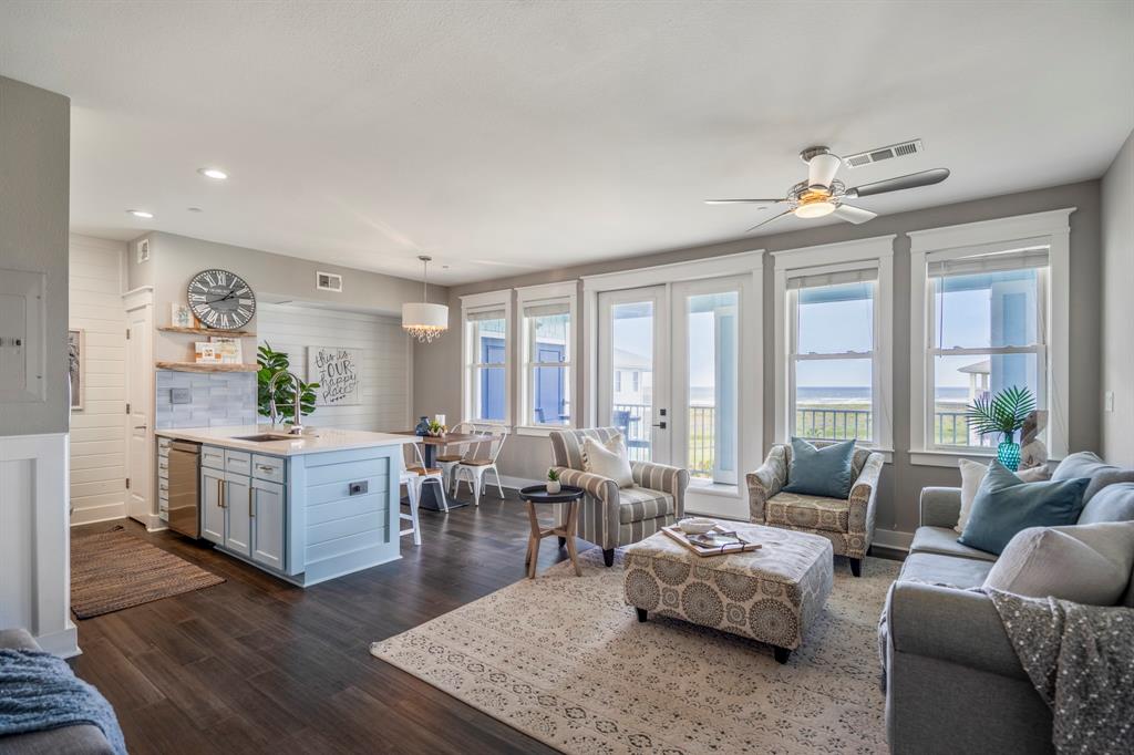 4221 Pointe West Drive #302, Galveston, Texas image 1