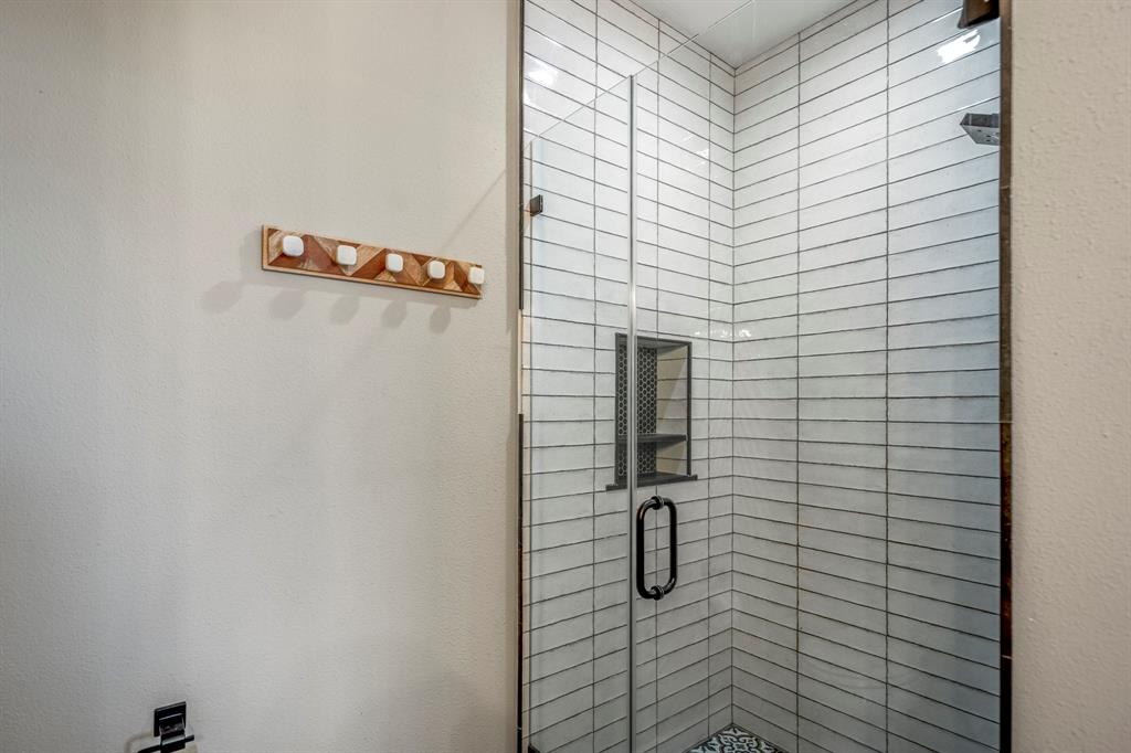 4221 Pointe West Drive #302, Galveston, Texas image 21