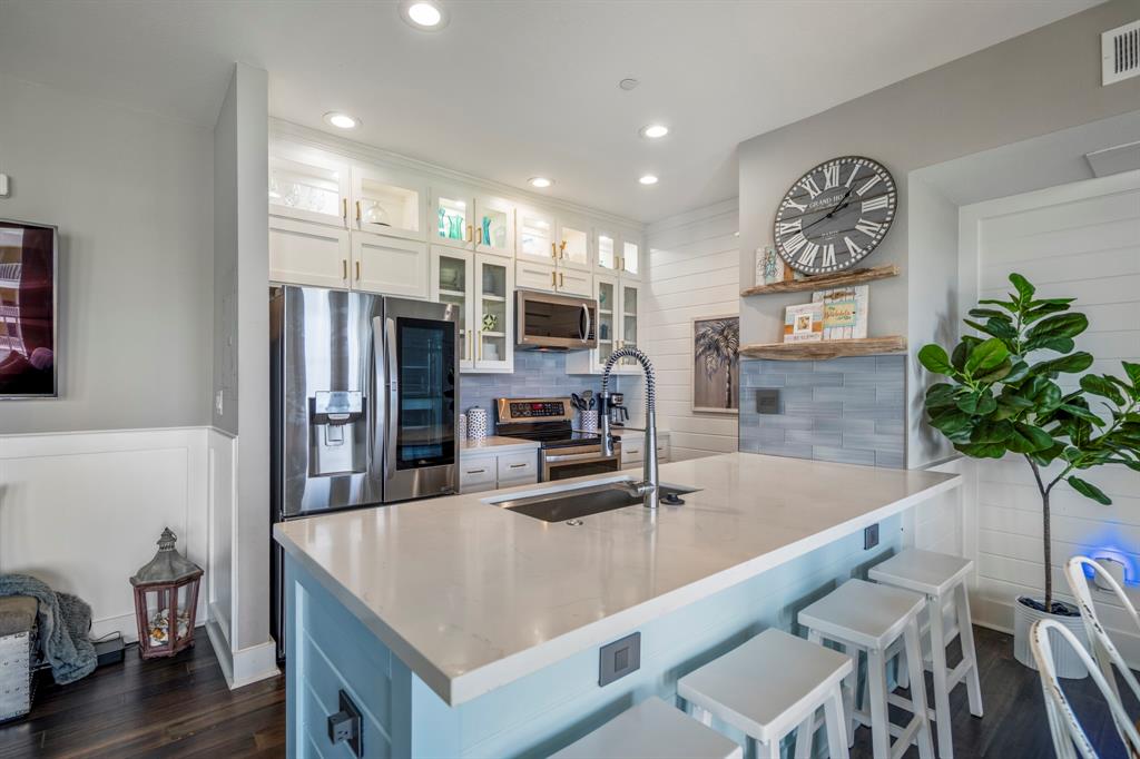 4221 Pointe West Drive #302, Galveston, Texas image 13