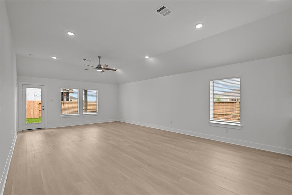 3315 Eden Valley, Rosenberg, Texas image 3