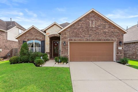 Photo of 4914 Applewood Crest Lane, Rosharon, TX 77583 (MLS # 57630845)