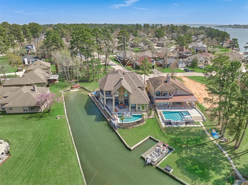 12838 Lakeshore Drive