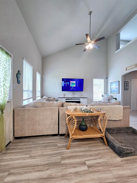 408 Long Beach Bay Drive, Katy, Texas image 17