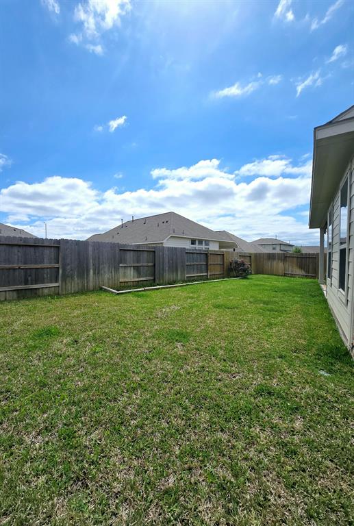 408 Long Beach Bay Drive, Katy, Texas image 27