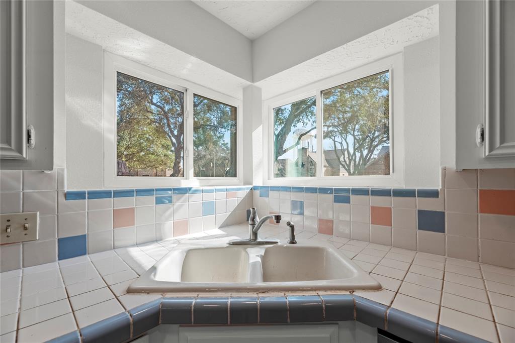 922 Montview Drive, Katy, Texas image 16