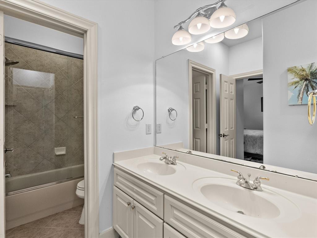 3609 Parkside Drive, Pearland, Texas image 24