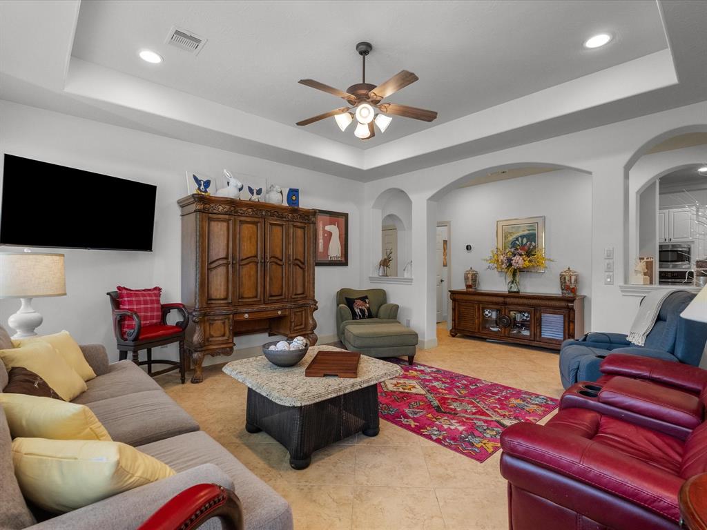 3609 Parkside Drive, Pearland, Texas image 27