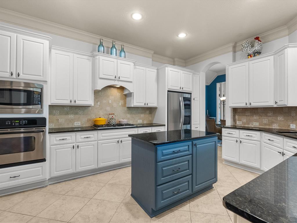 3609 Parkside Drive, Pearland, Texas image 18