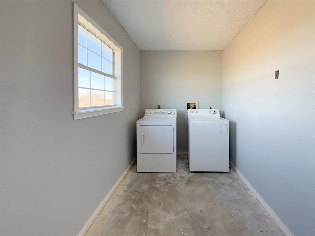 34211 Brumlow Road, Waller, Texas image 31