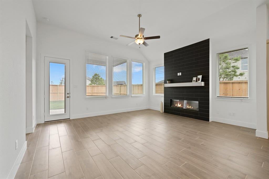 7723 Dream Rose Trail, Katy, Texas image 10