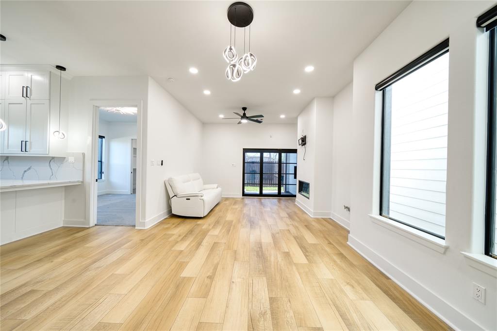 2420 Sumpter Street, Houston, Texas image 12