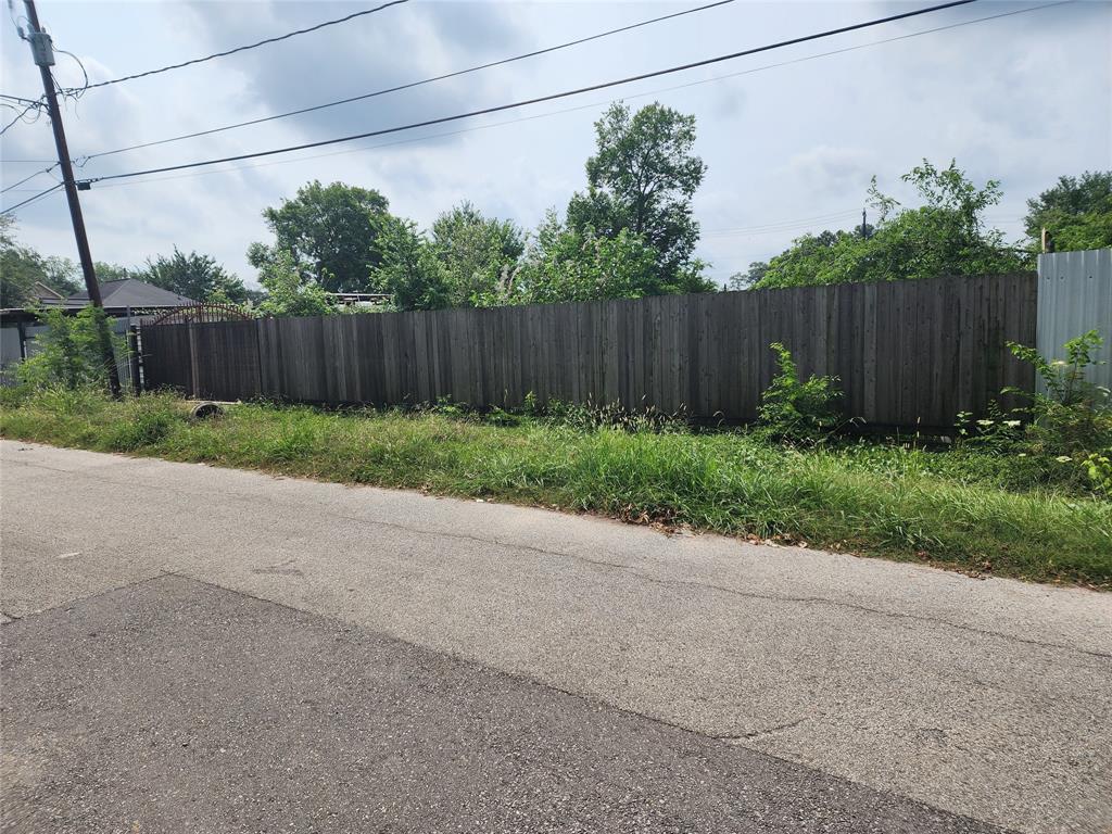 2425 Calvin Avenue, Houston, Texas image 2