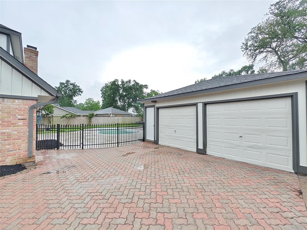 4106 Clovernook Lane, Seabrook, Texas image 46