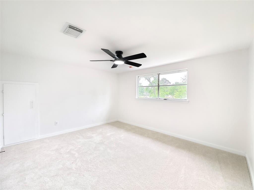 4106 Clovernook Lane, Seabrook, Texas image 35