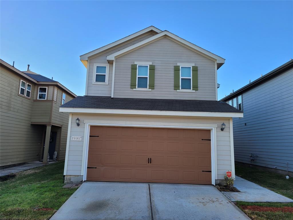 19307 Crosshill Court