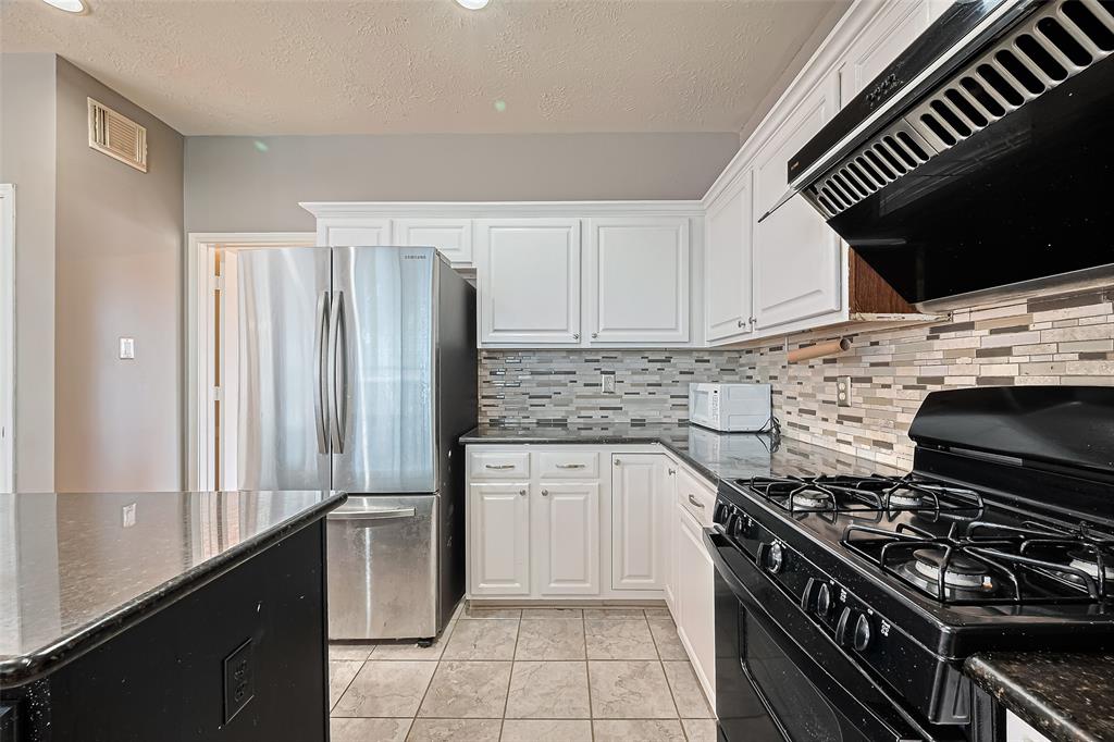 16306 Ash Point Lane, Sugar Land, Texas image 13