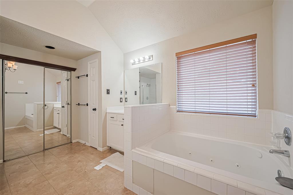 16306 Ash Point Lane, Sugar Land, Texas image 43