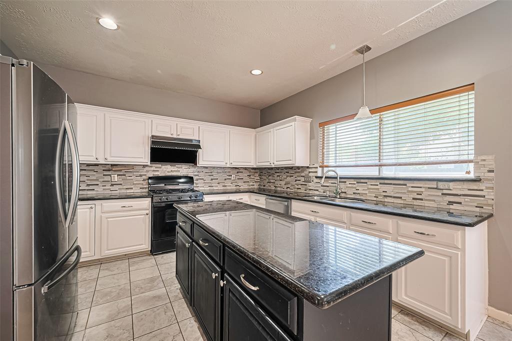16306 Ash Point Lane, Sugar Land, Texas image 11