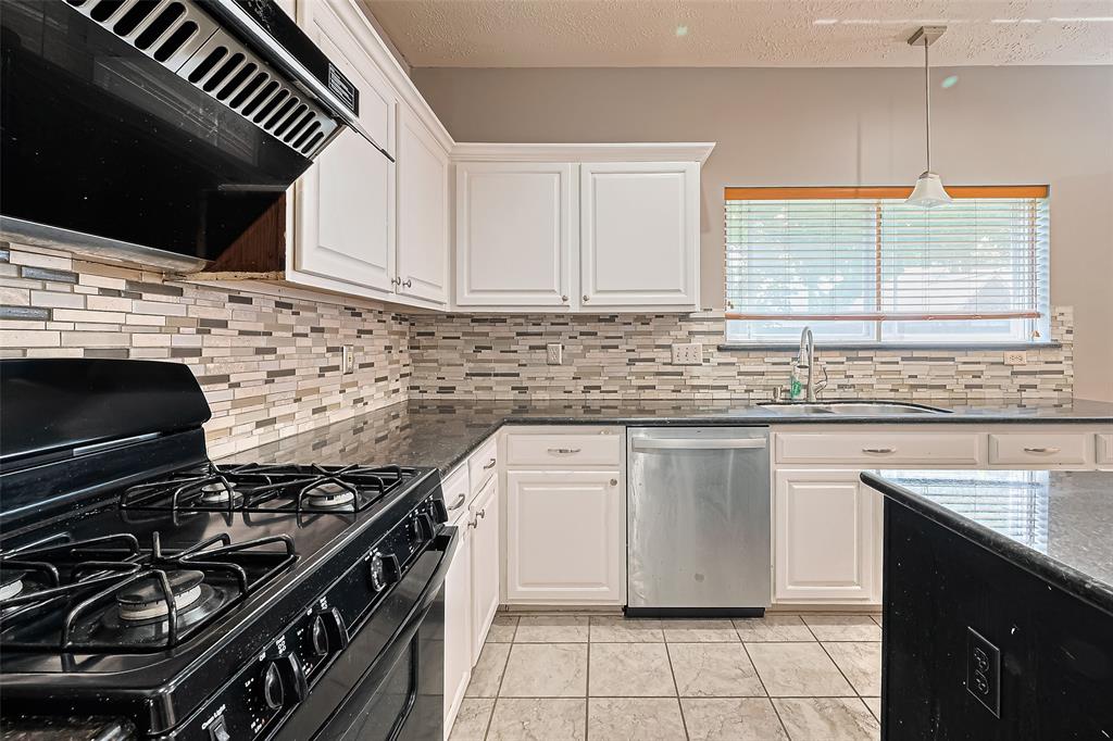 16306 Ash Point Lane, Sugar Land, Texas image 17