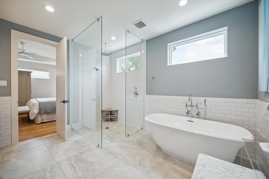 1409 Chamboard Lane, Houston, Texas image 17