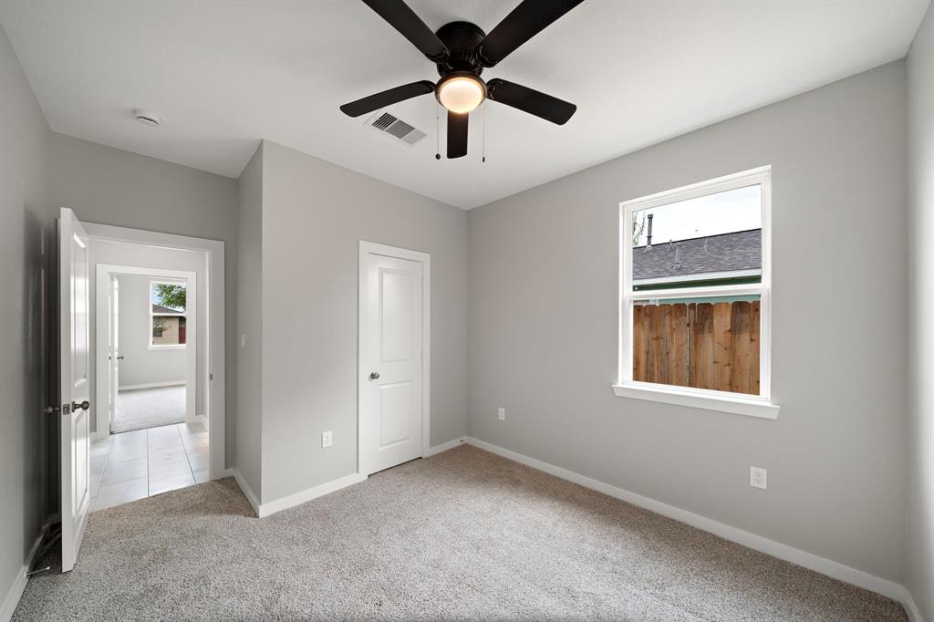 300 Stewart Street, Baytown, Texas image 4