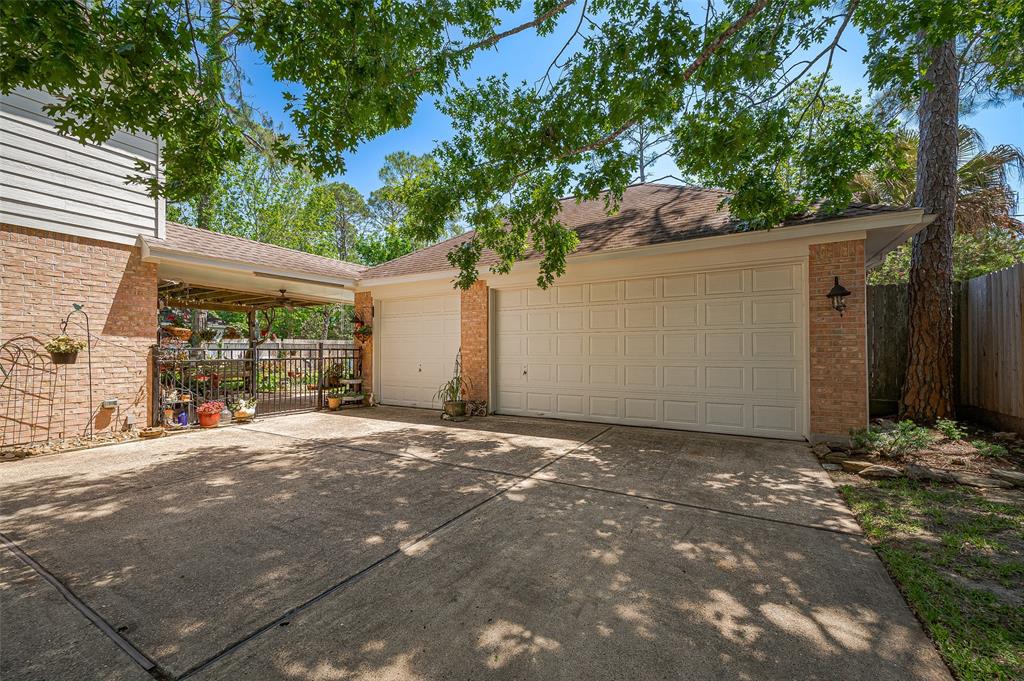 110 Pine Point Court, League City, Texas image 39
