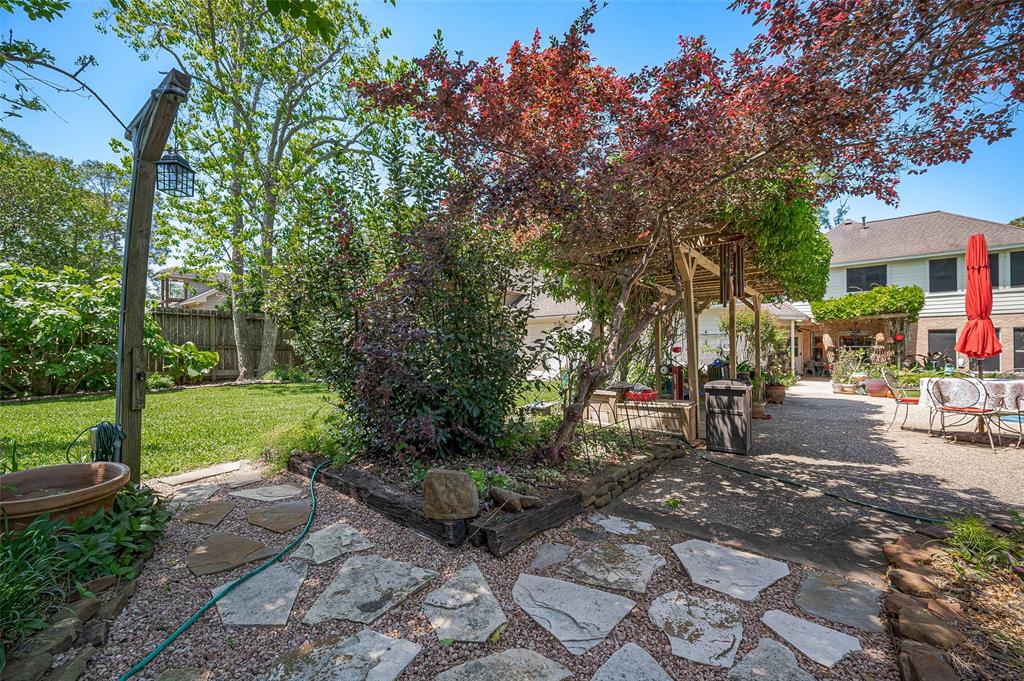 110 Pine Point Court, League City, Texas image 33