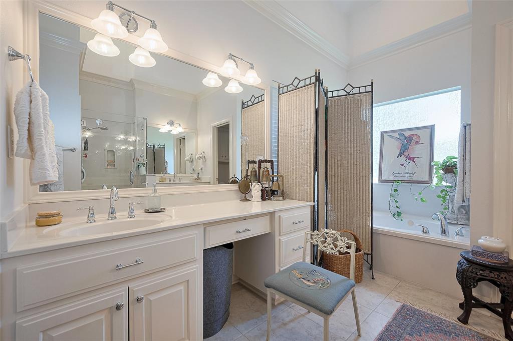 110 Pine Point Court, League City, Texas image 25
