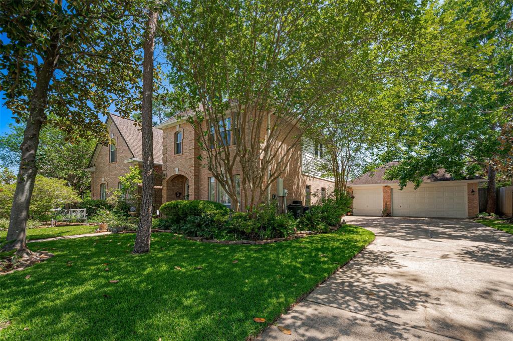 110 Pine Point Court, League City, Texas image 5