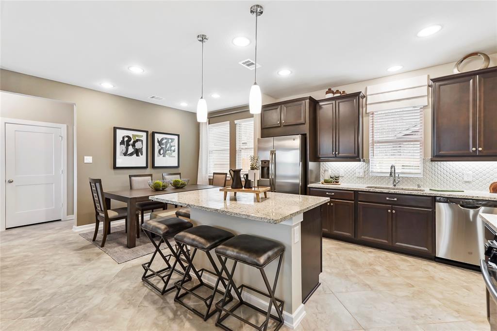 12310 Pinyon Bend Drive, Humble, Texas image 4