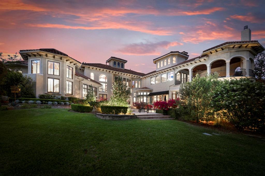 18 S Gary Glen Circle, The Woodlands, Texas image 1