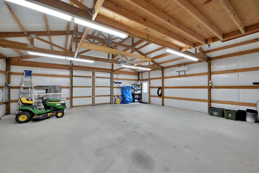14050 Overstreet Drive, Willis, Texas image 35