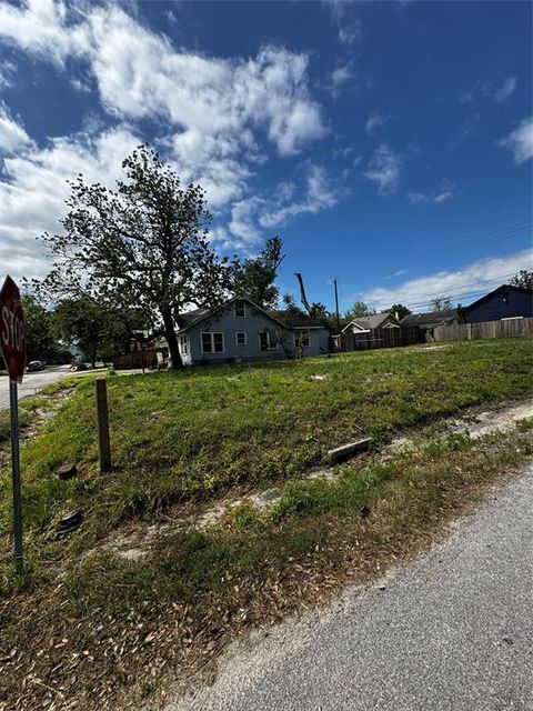 Photo of 607 Melwood Street, Houston, TX 77009 (MLS # 14556233)