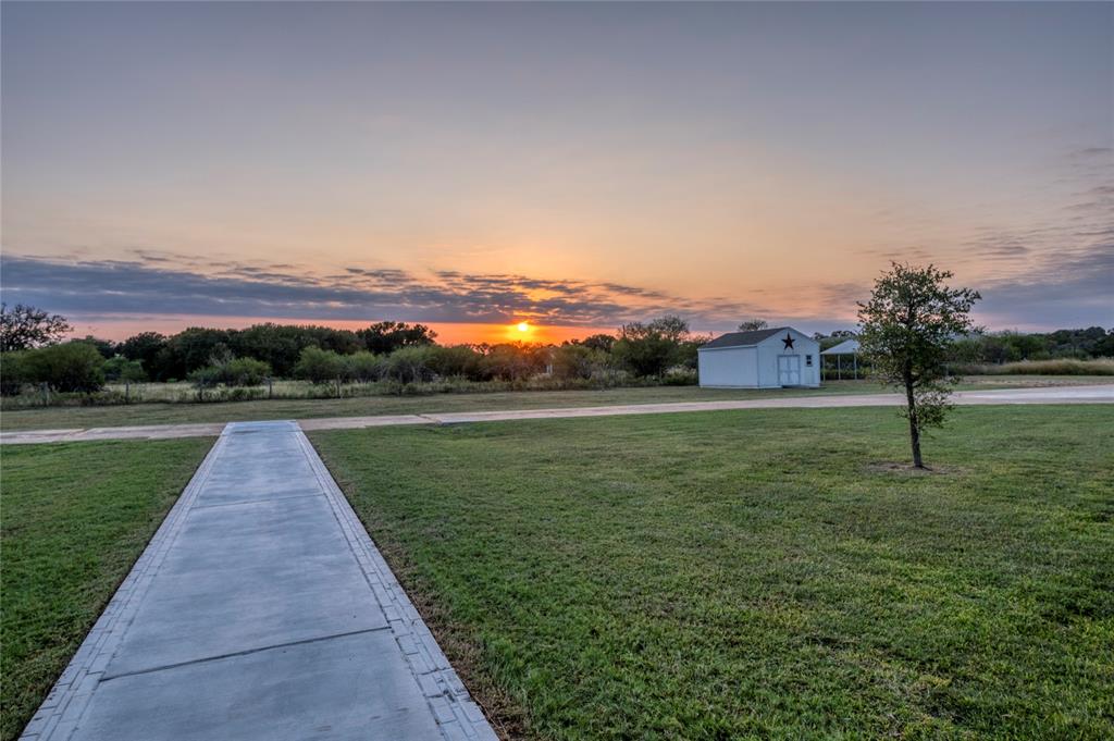 2644 Linda Lane, Brenham, Texas image 9