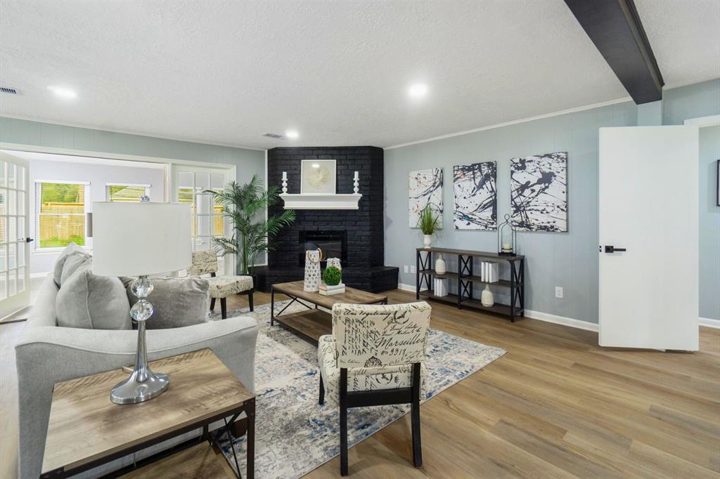 1119 Woodland Drive