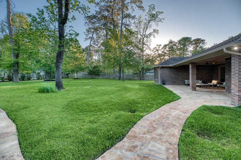 1600 Walnut Lane, Kingwood, Texas image 35