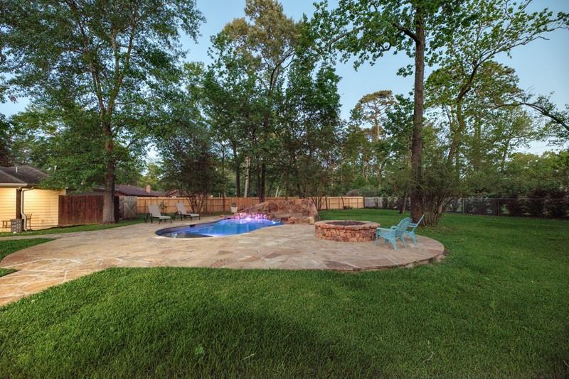 1600 Walnut Lane, Kingwood, Texas image 50