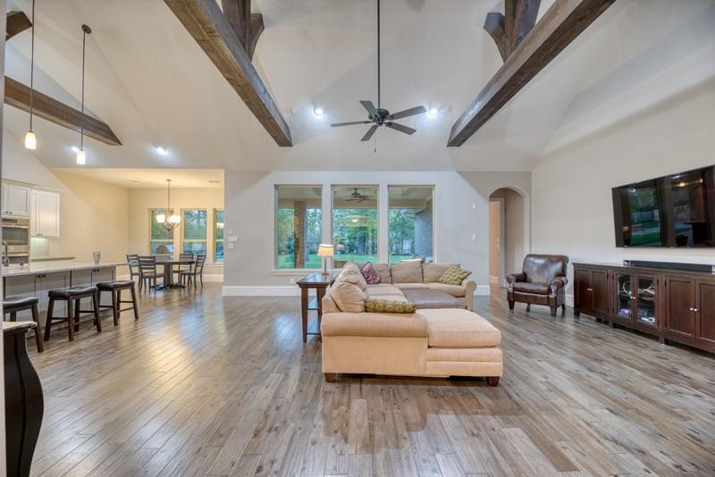 1600 Walnut Lane, Kingwood, Texas image 9