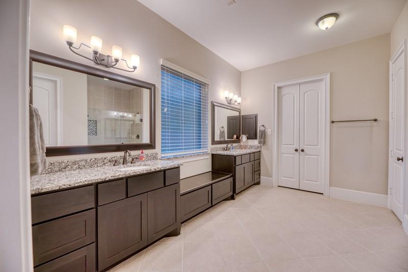 1600 Walnut Lane, Kingwood, Texas image 21