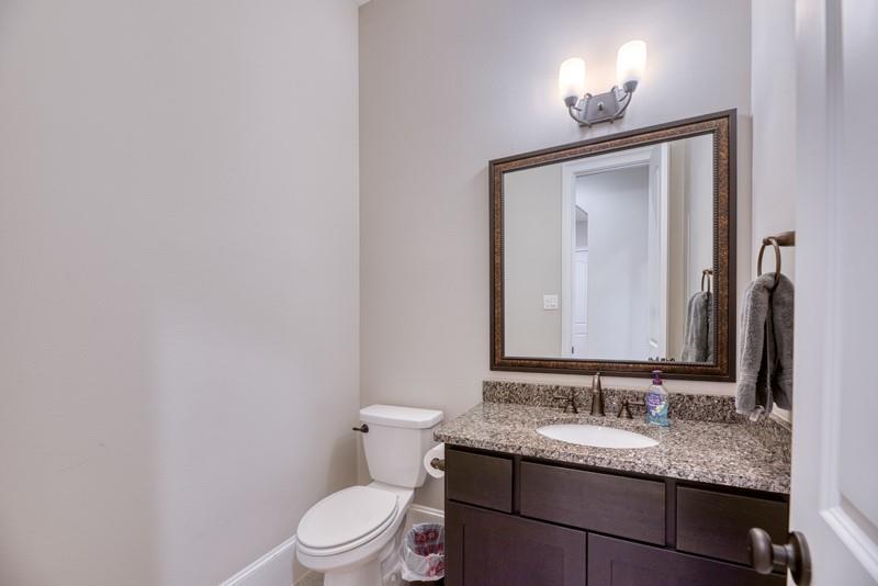 1600 Walnut Lane, Kingwood, Texas image 32