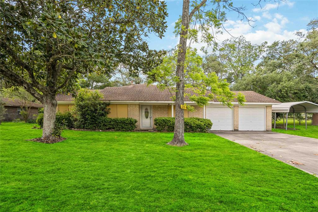 5618 Avenue M 1/2, Santa Fe, Texas image 1