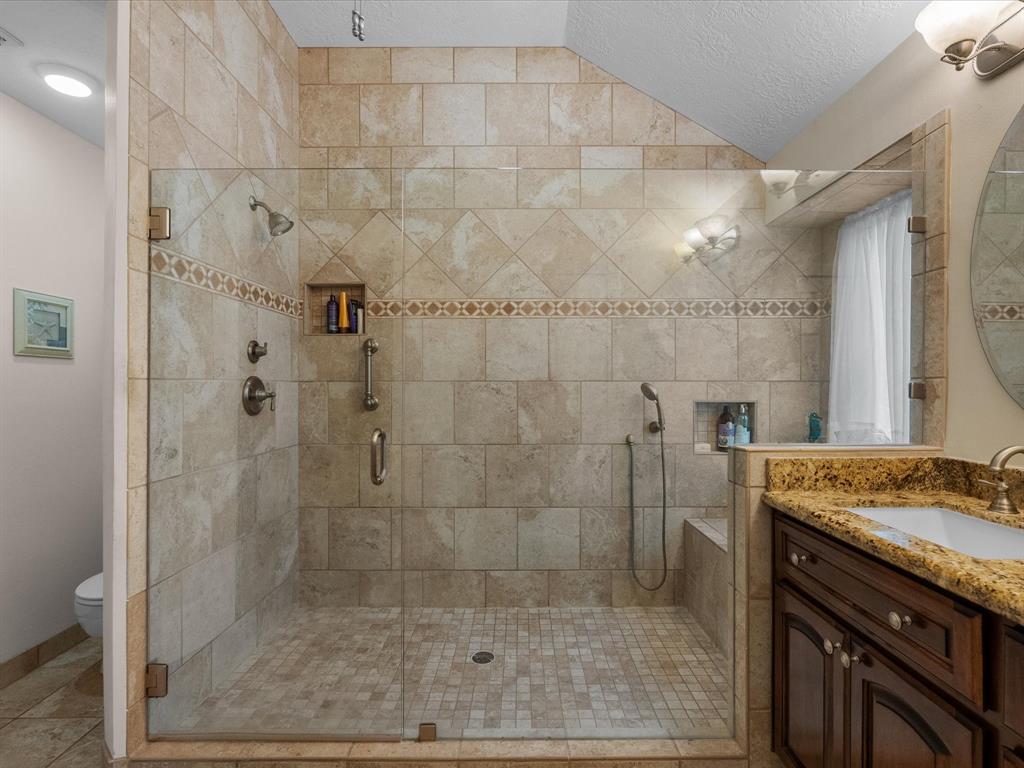 4823 Red Lantern Drive, Friendswood, Texas image 21