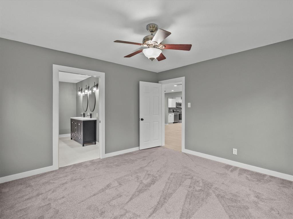 3422 N Elm Road, Santa Fe, Texas image 12