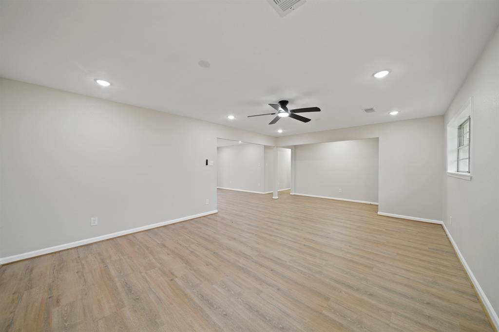 11811 15th Street, Santa Fe, Texas image 14