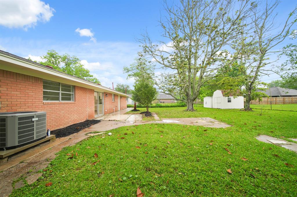 11811 15th Street, Santa Fe, Texas image 4
